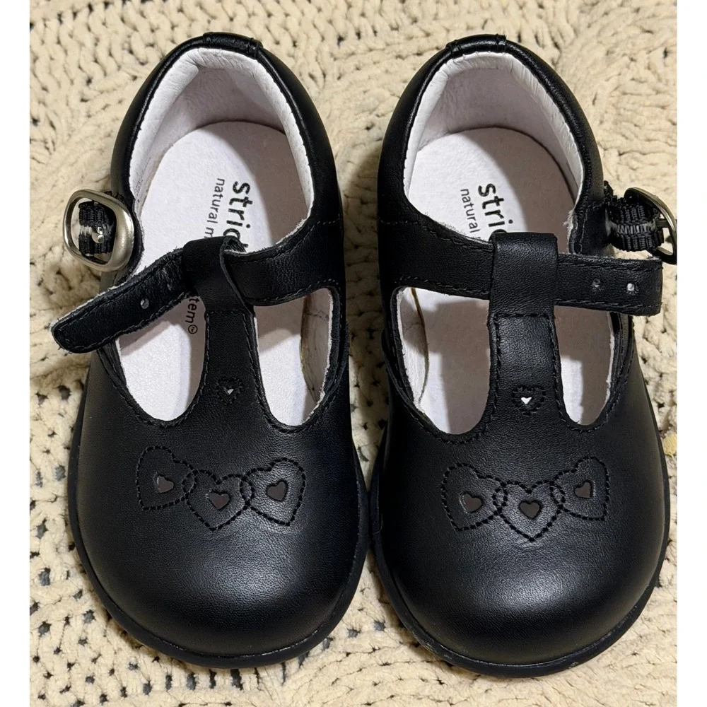 Stride Rite Black Leather Heart Mary Jane T-Strap Shoes 4W 3577426 Kids Baby
